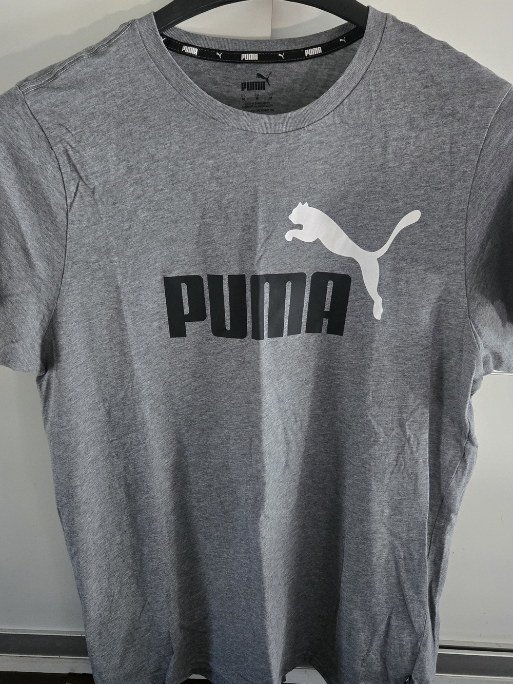 PUMA Men’s Graphic Logo Cotton T-Shirt Size Medium
